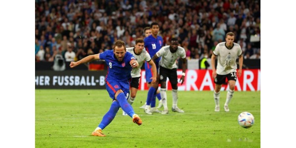Englanti voitti Saksan tasapelin 1-1